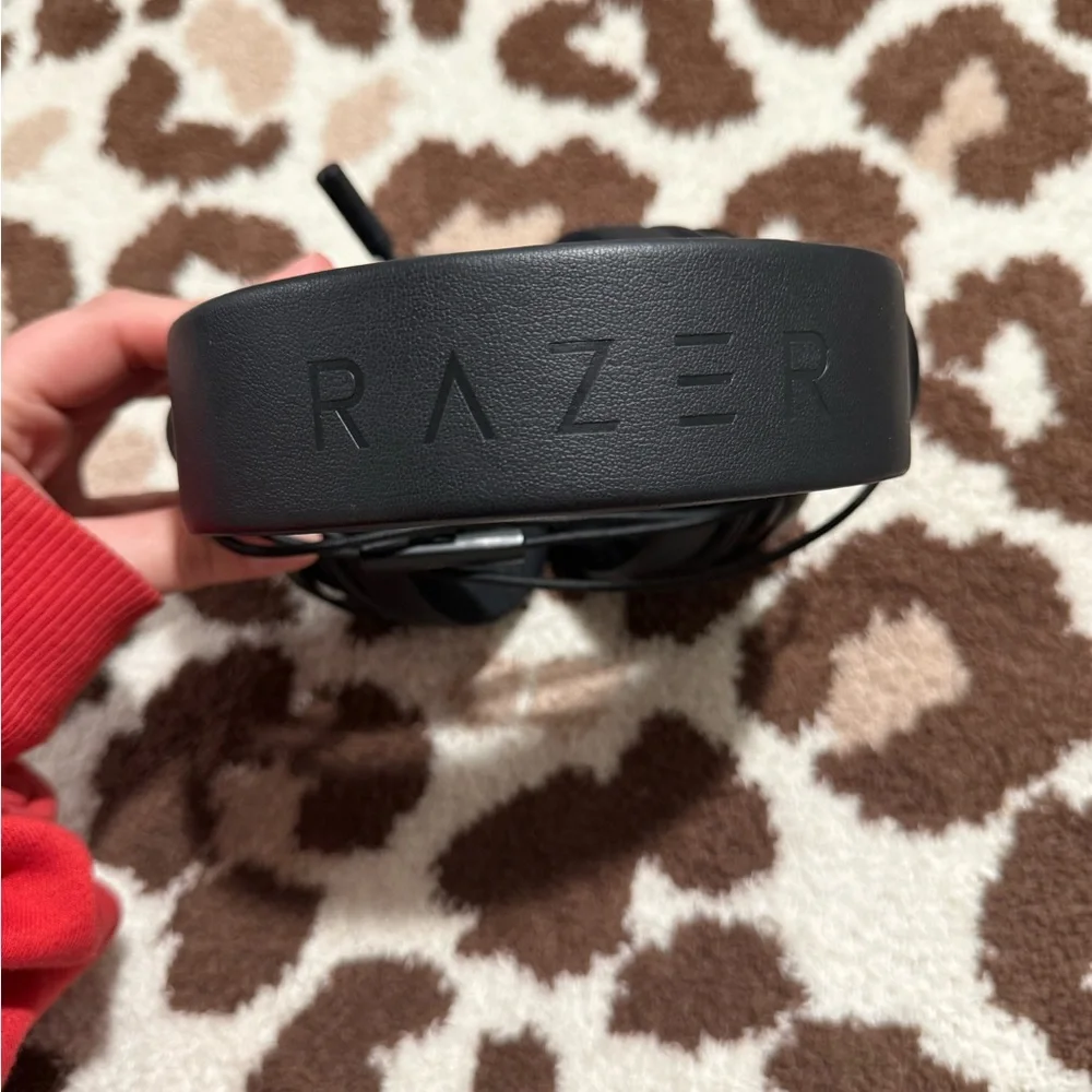 MOVING SOON SEND OFFERS